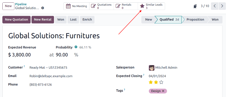 一个机会记录，重点突出相似线索智能按钮。